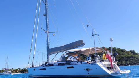 Jeanneau Jeanneau Yacht 57 : At anchor in Caribbean