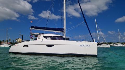 Fountaine Pajot Mahé 36 DUO : At anchor in Guadeloupe