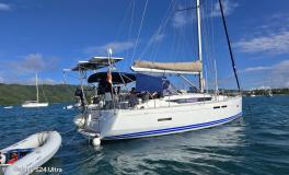 Jeanneau Sun Odyssey 409 Performance : At anchor in Marin Martinique