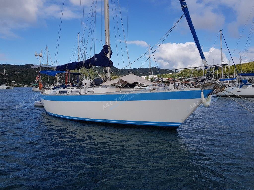 wauquiez hood 38 sailboat data