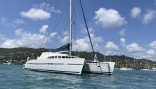 Lagoon Lagoon 570 : At anchor in Martinique