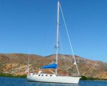 At anchor -  Faré 42, Occasion (2002) - Martinique (Ref 367)