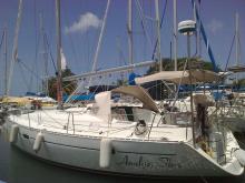 In marina - Beneteau Oceanis 361, Used (1999) - Martinique (Ref 405)