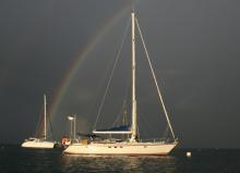 Au mouillage - Dynamique Yachts Dynamique 47, Used (1994) - Martinique (Ref 226)