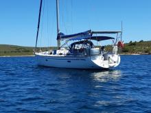 Bavaria 46 Cruiser : At anchor