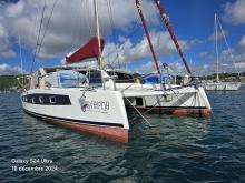 Cata Thaï Grand-voyage 44 : At anchor other view