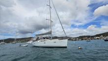 Bénéteau Oceanis 40 : At anchor in Martinique