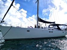 Bénéteau Oceanis 473 : At anchor in Martinique