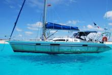 Alubat Ovni 43 : Anchorage in the Caribbean