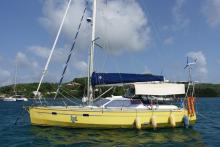 Fora Marine RM 1050 : At anchor in Martinique